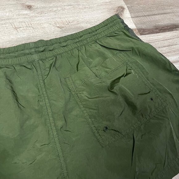 Athleta Athletic Expedition MR Side Stripe Loose Shorts Green Women’s Size 8 - Picture 5 of 10